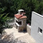 Magdic - Two Bedroom With Terrace Apartman *