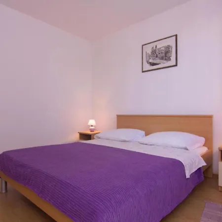Apartament Magdic - Two Bedroom With Terrace Brzac