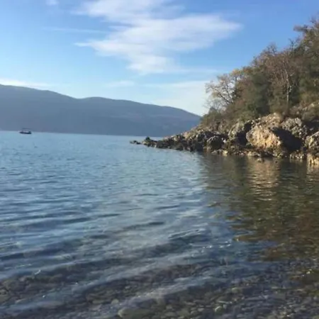 Magdic - Two Bedroom With Terrace * Brzac