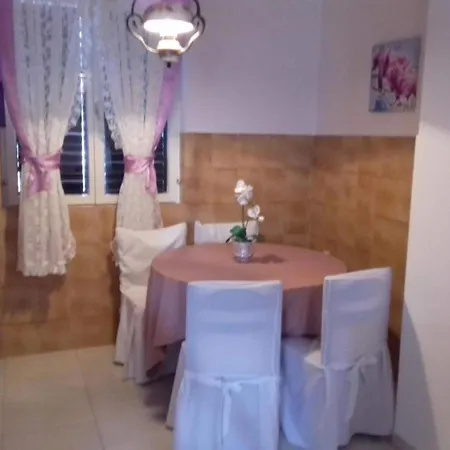 Magdic - Two Bedroom With Terrace