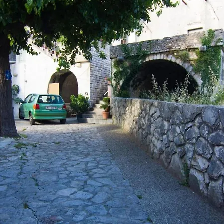 Magdic - Two Bedroom With Terrace Apartman Brzac