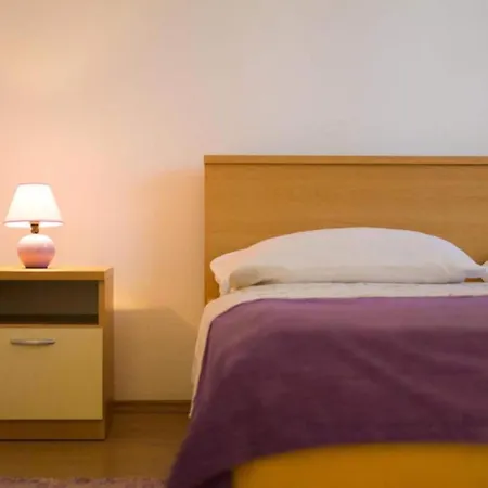 Magdic - Two Bedroom With Terrace Brzac