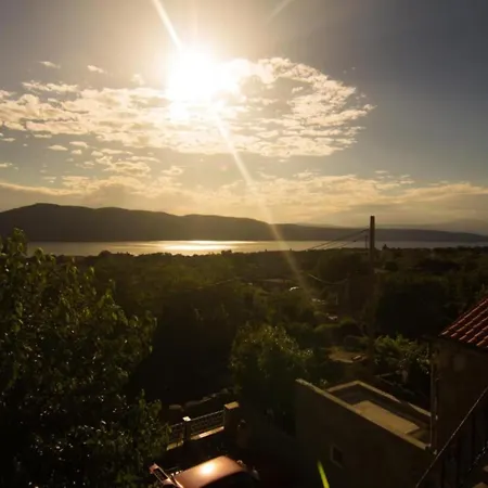 Magdic - Two Bedroom With Terrace *