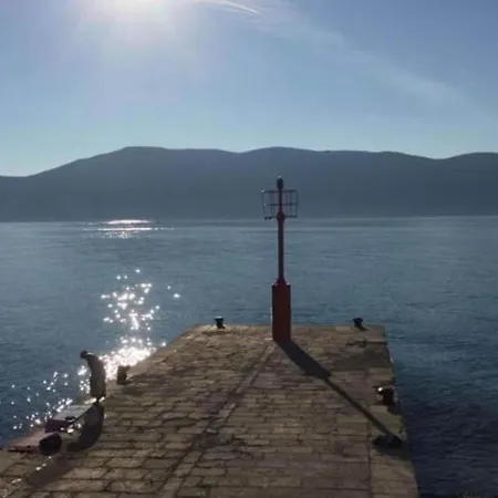 Magdic - Two Bedroom With Terrace Brzac