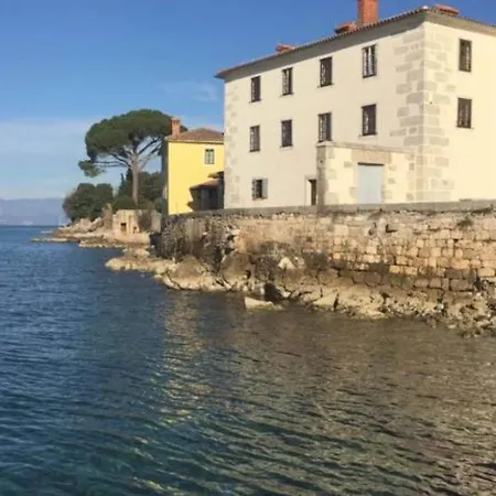 Magdic - Two Bedroom With Terrace Apartman *