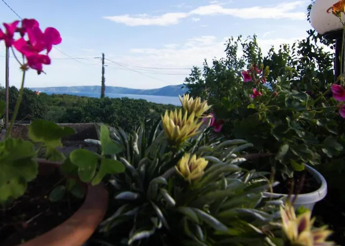 Magdic - Two Bedroom With Terrace Apartment