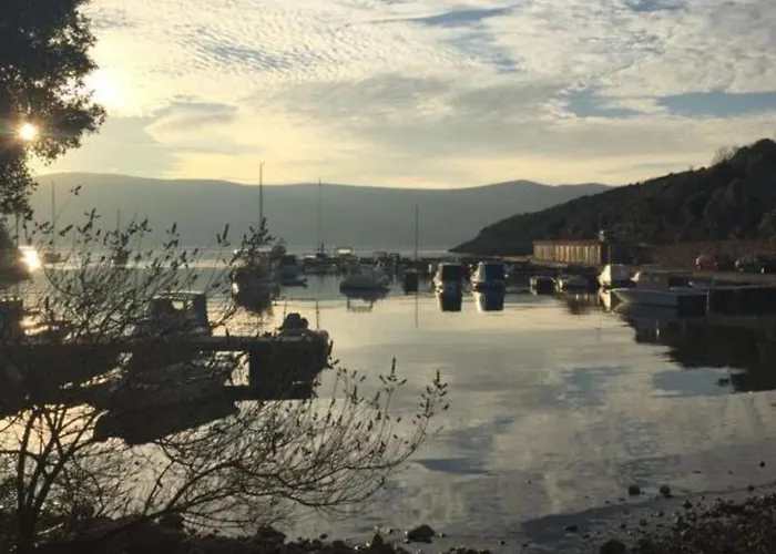 Magdic - Two Bedroom With Terrace *