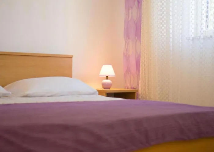 Magdic - Two Bedroom With Terrace Apartment