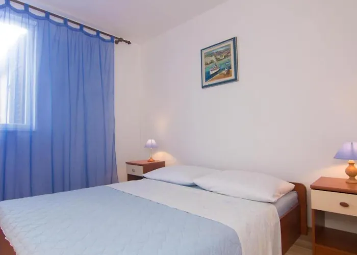 Magdic - Two Bedroom With Terrace *