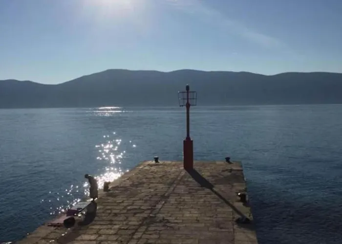 Magdic - Two Bedroom With Terrace Brzac